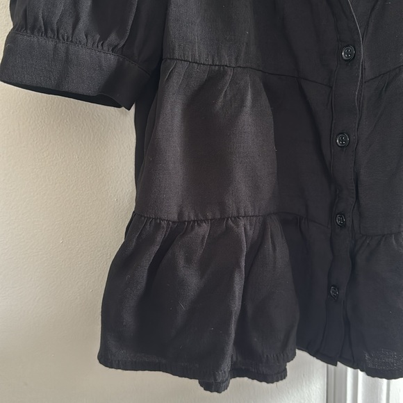 Black button down Blouse - Picture 3 of 3